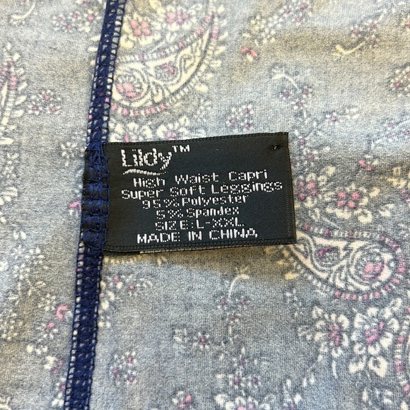 Lildy | Paisley Floral Super Soft Leggings‎ Capri High Waisted Navy/Pink … - Picture 6 of 7